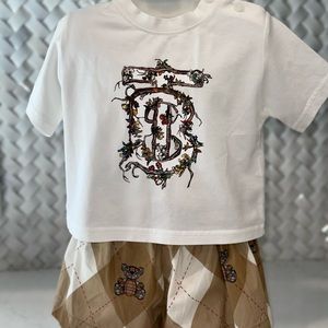 Burberry white logo T-shirt and Shorts